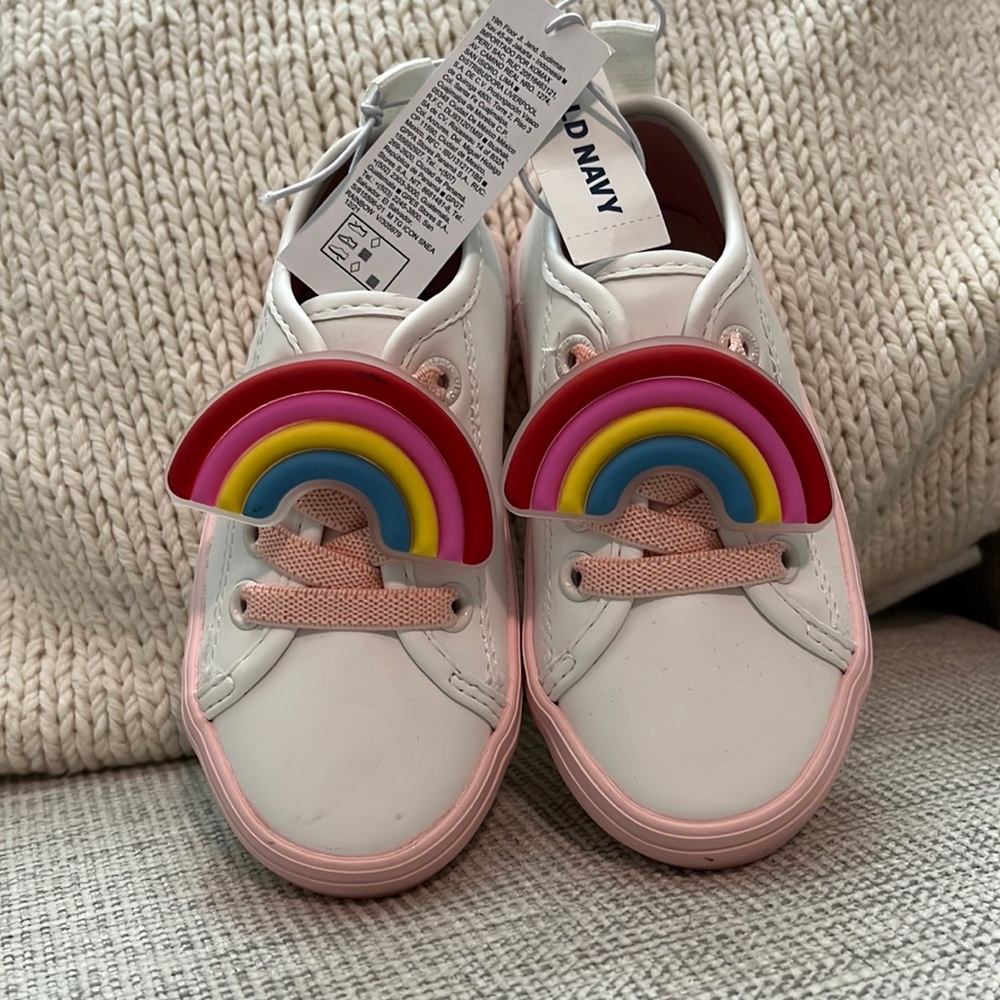Brand new sneakers with tags. Old navy. Size 5